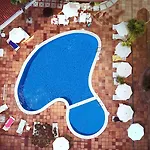 Mireia Hotel