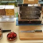Mireia Hotel