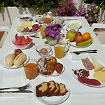 Hotel Mireia Lloret de Mar