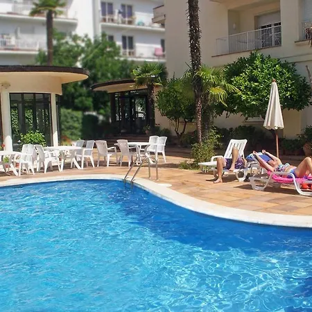 Mireia Hotel *