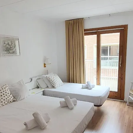 Hotell Mireia *