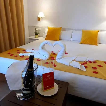 Hotell Mireia Lloret de Mar