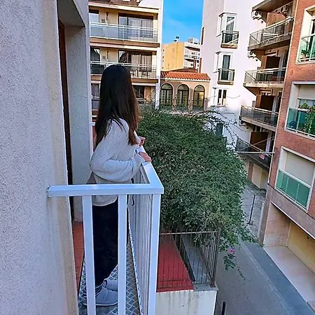 酒店 Mireia 滨海略雷特