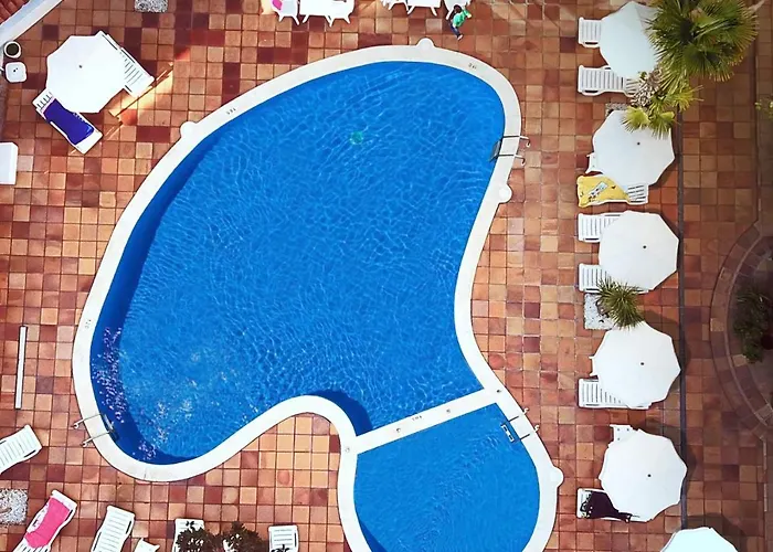 Mireia Hotel