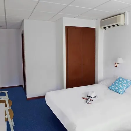 Mireia Hotel
