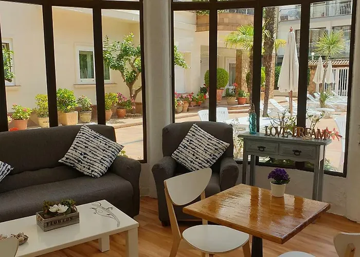 Mireia يوريت دي مار